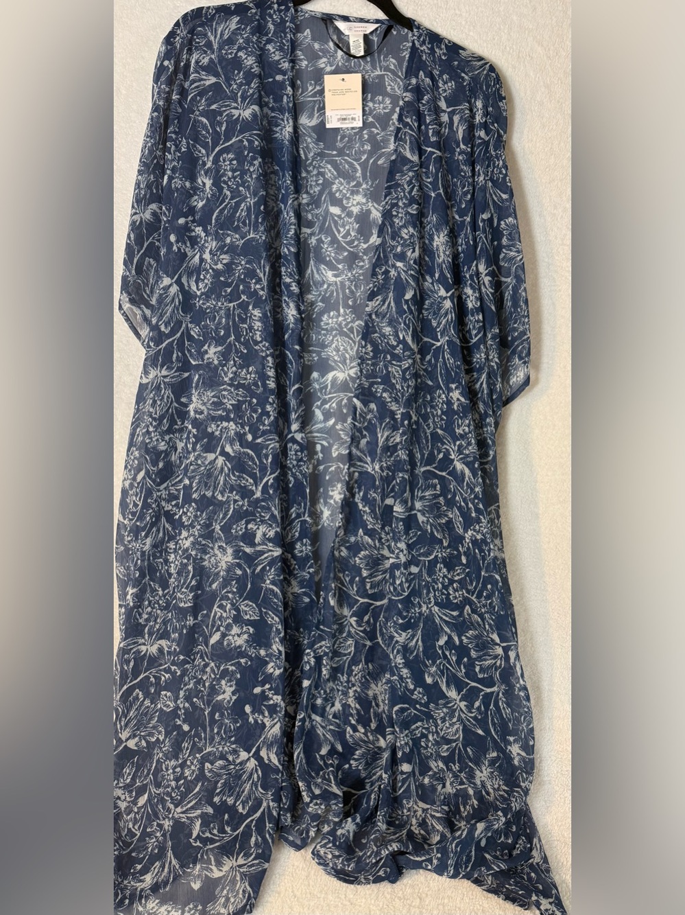 LC Lauren Conrad Blue and White Floral Sheer Swim Coverup Kimono - Picture 2 of 5
